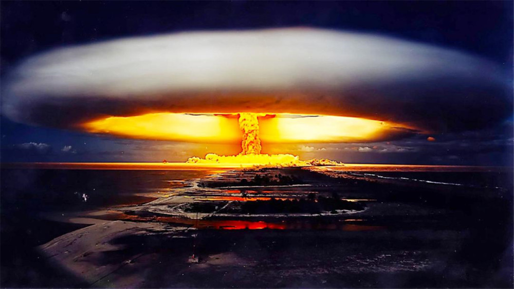 全球仅存两枚,爆炸威力比原子弹大500倍,连美国也不敢