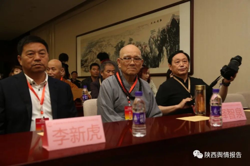 "3月15日,广东省佛山市中级人民法院对林镜泉等16人涉黑案作出终审