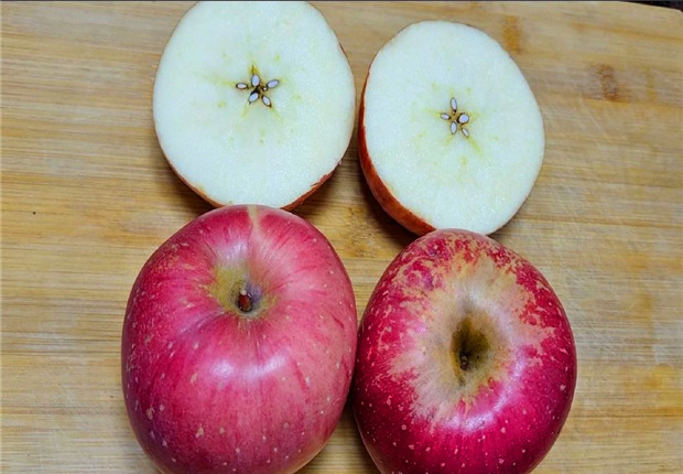 买苹果时,怎么辨别公母?果农:牢记这6点,苹果又脆又甜!