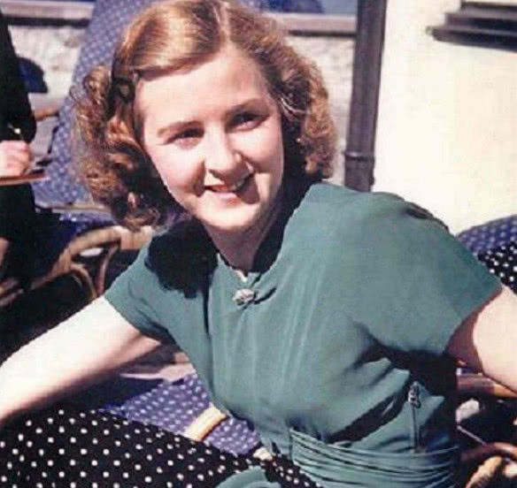 希特勒的情人爱娃有多美貌美如花陪伴希特勒13年