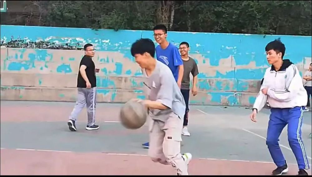 "张家口衡实成博中学"落地张家口!张家口四中原校区