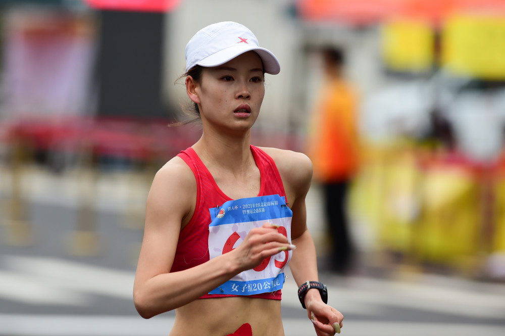 (体育)全国竞走锦标赛:杨家玉,刘虹打破女子20公里竞走世界纪录(2)