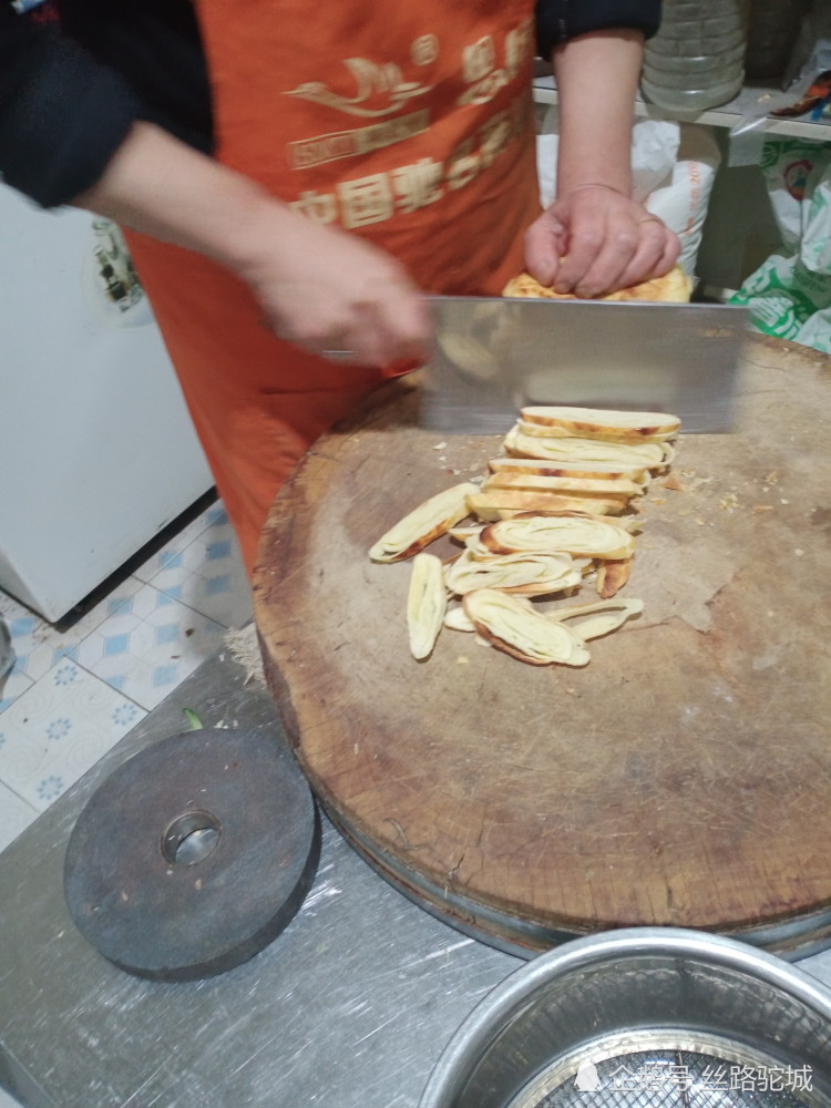 榆林人口味_榆林人社局徐彦江(2)