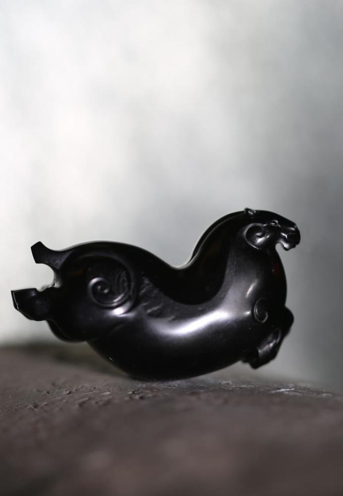 《唐马》| 罗最作品