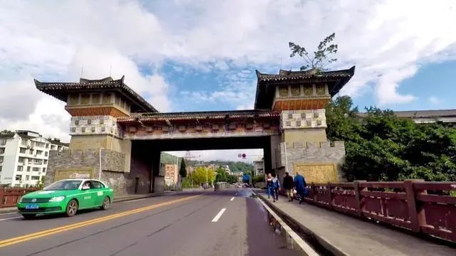 啥叫人口_勒出b轮廓的裤子叫啥(2)