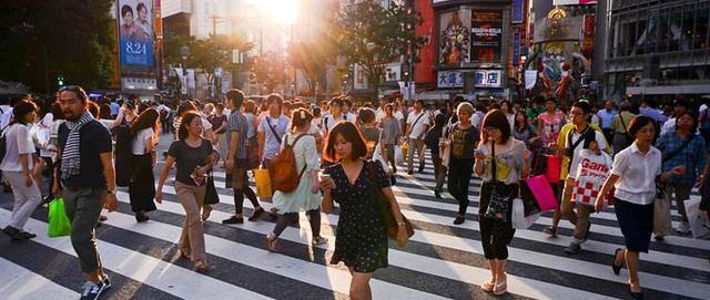 英国和法国哪个经济总量一人_英国和法国商务谈判