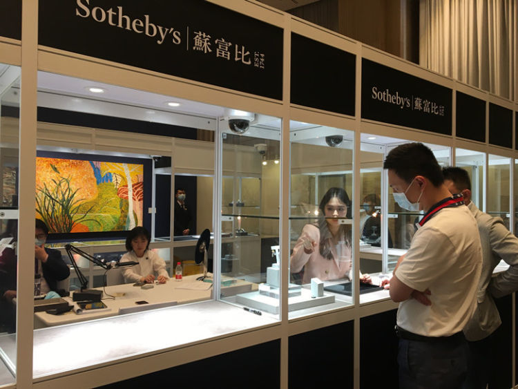 苏富比首次来到深圳举办拍卖预展,带来了这些珍稀