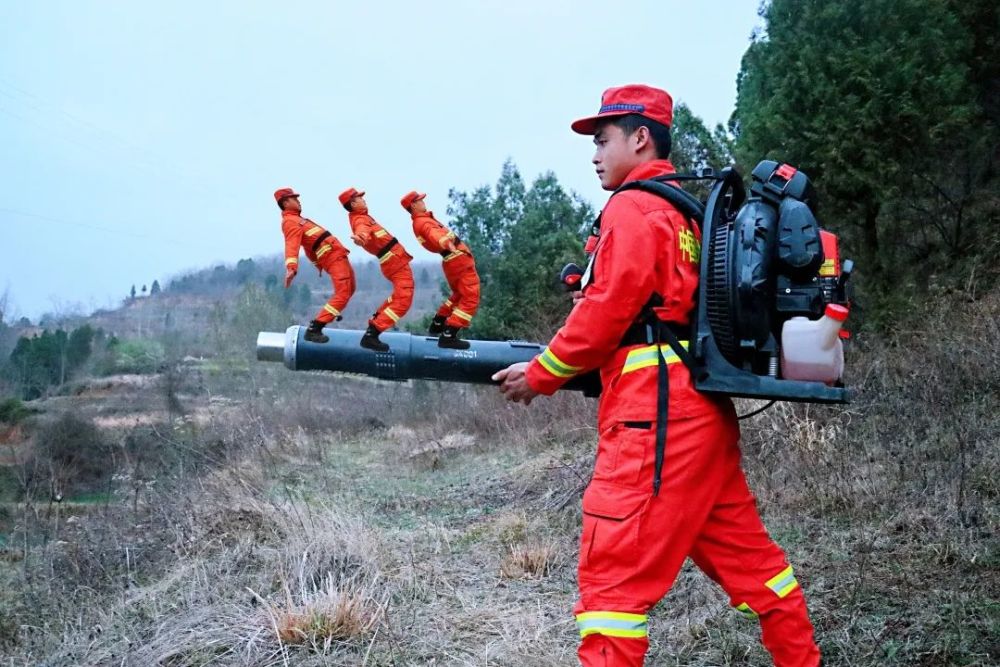 世界森林日|"图"说森林消防员与大森林的"铁杆"关系