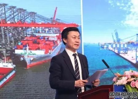 振华重工董事长_振华重工(2)