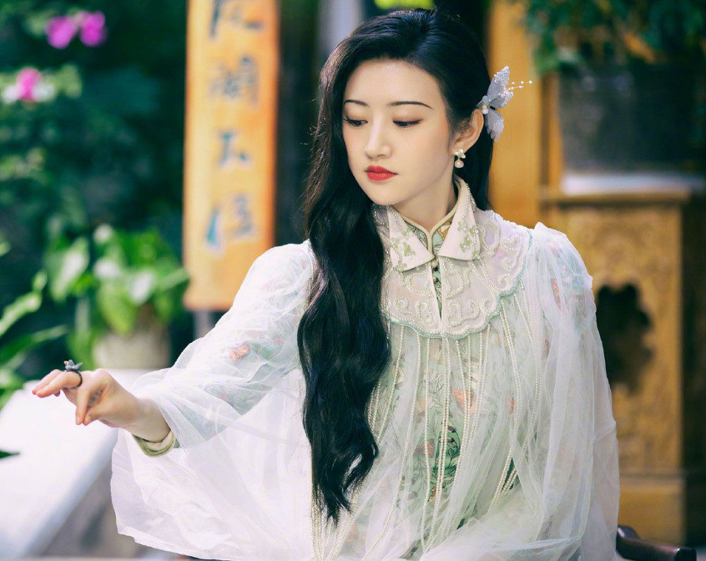 bg《司藤》景甜花样秀人设,又帅又飒!