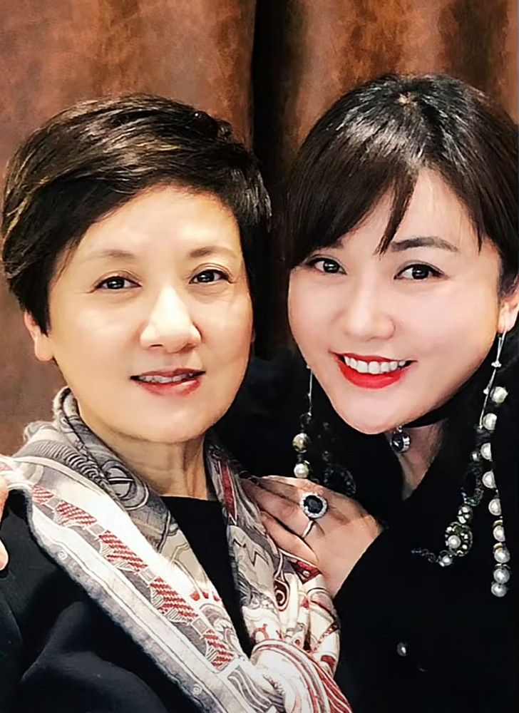 63岁邓婕近况曝光,与