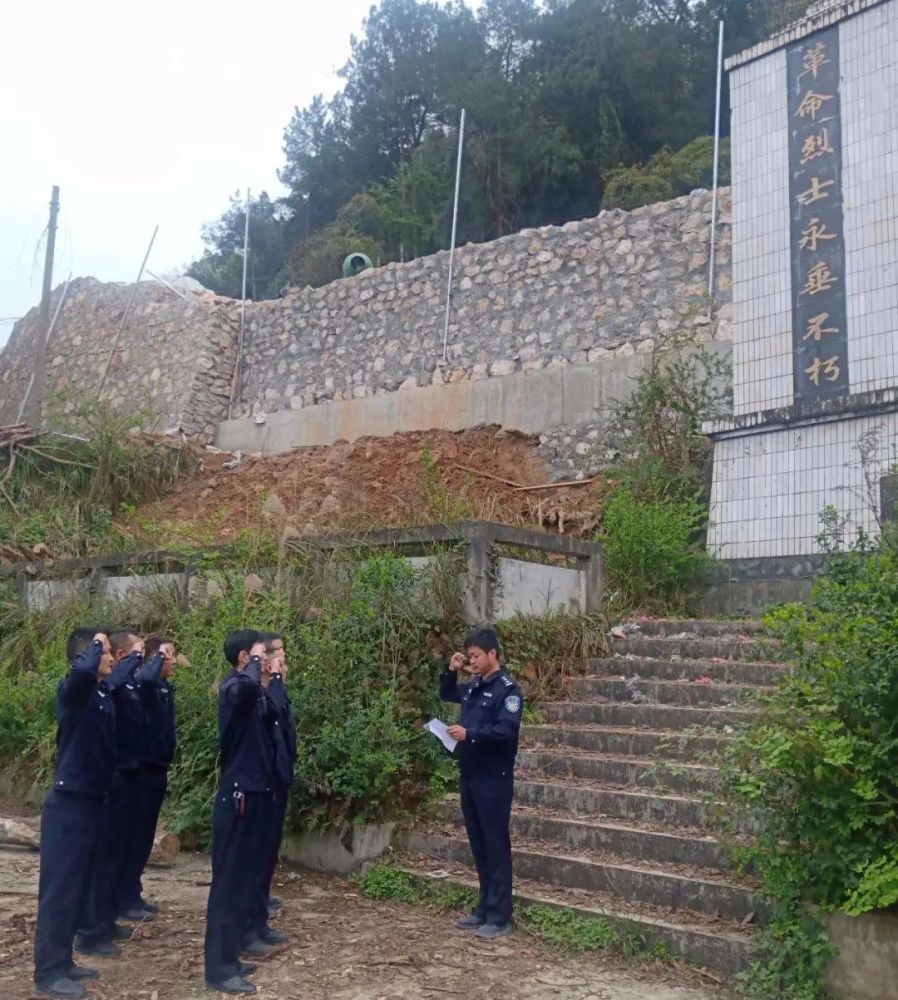 近日,思南县公安局各警种分别前往烈士陵园,旷继勋故居,石阡困牛山