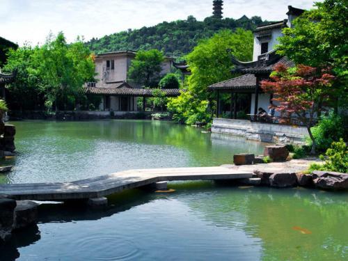 中国江南著名的古典园林,江苏省无锡市寄畅园