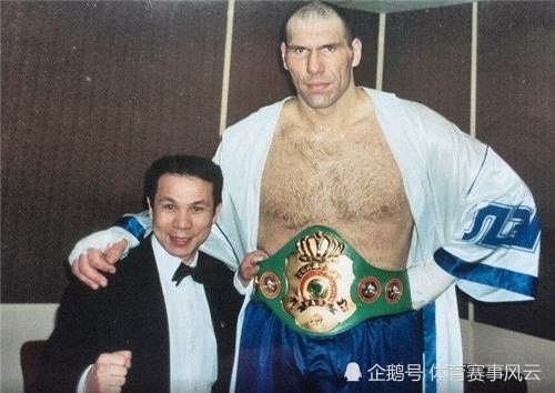 绰号"飞龙,自称"高级保镖,其实李建文只是个武术教练!