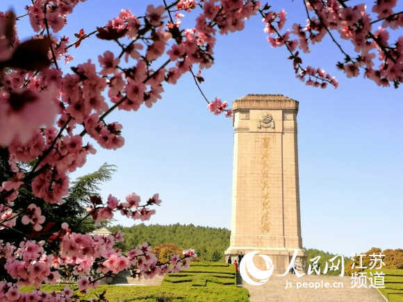 徐州淮海战役烈士纪念塔.人民网闫峰摄