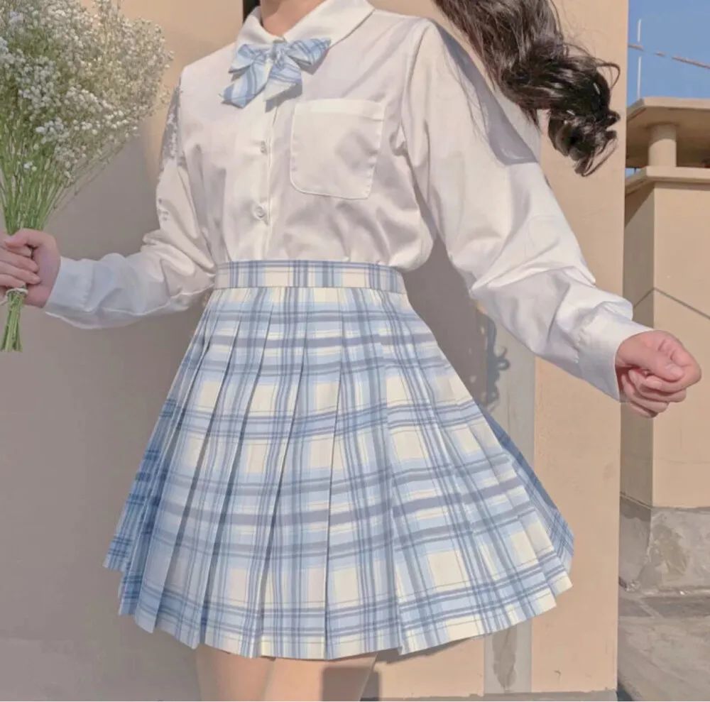 jk制服女生头像|说夜色美的人,一定是没见过你笑的样子