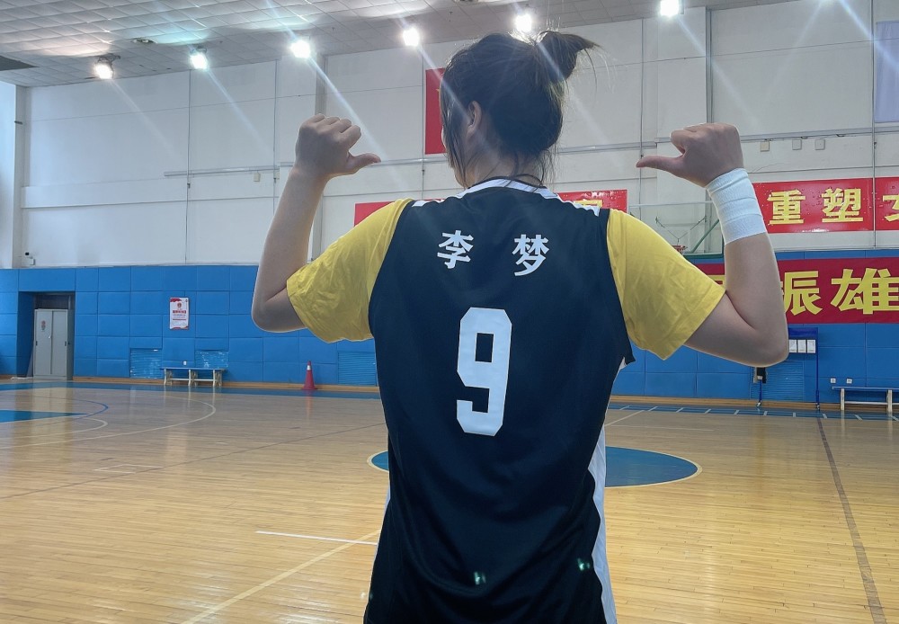 辽宁女篮大胜上海,李梦一人轰下62分,奥运赛场这回有戏了