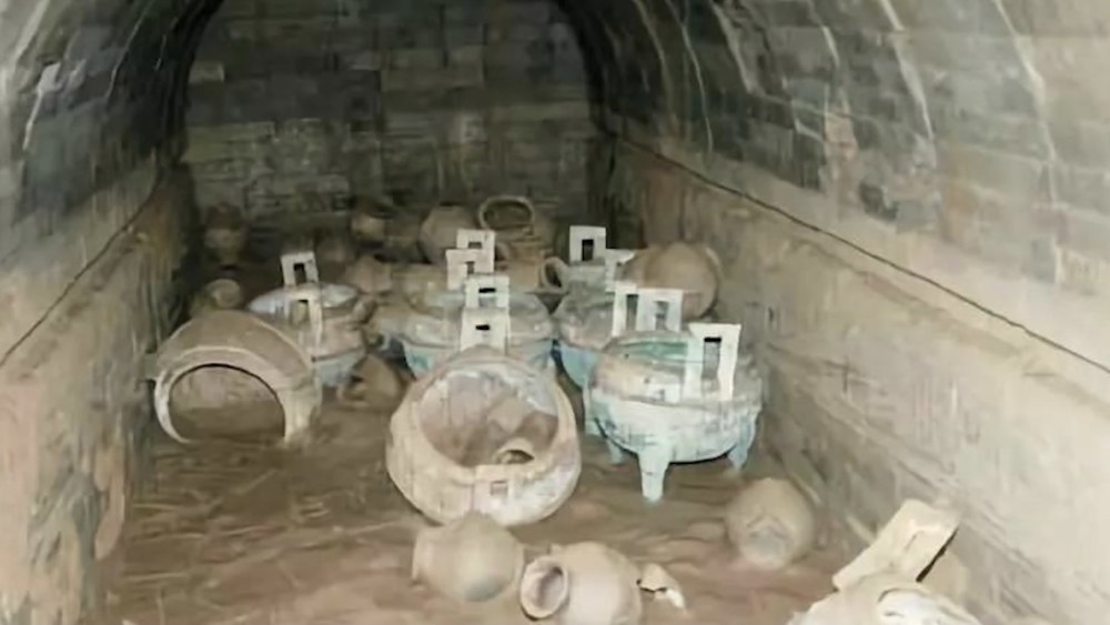 机场秒变考古现场,西安地铁挖出1356座古墓!西安机场
