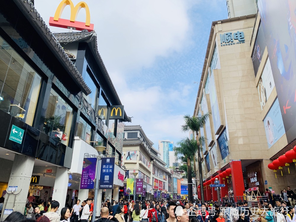 深圳这条土豪商业街,人气火爆年收入50亿,还是鹏城的历史起点