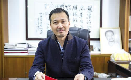 浙江男子25年只钻研一种产品,如今身价四百亿,产品名字家喻户晓
