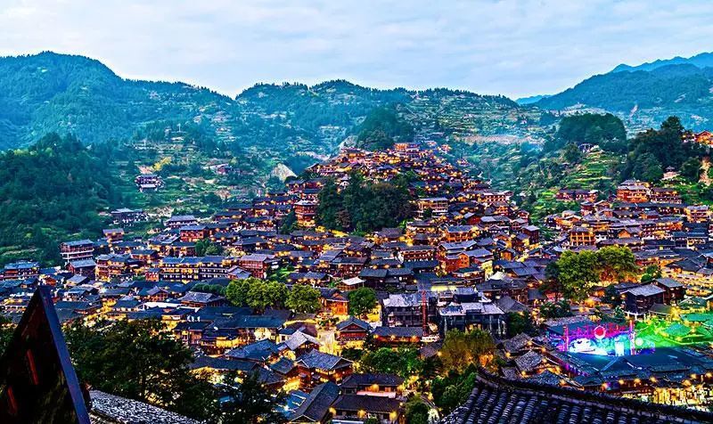 国内有哪些冷门但是有特色的旅游地点呢?