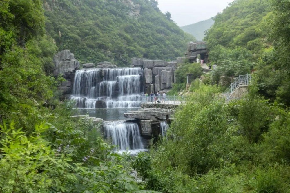 春游保定 7>|飞瀑流泉山水美,险峰水湖刚柔济