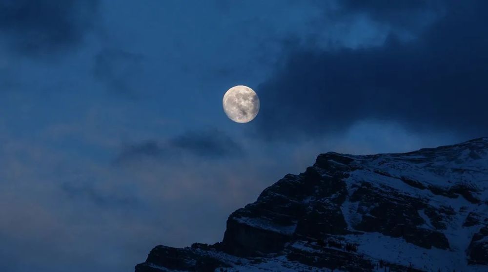 良辰美景明月夜,阖家团圆共此时!