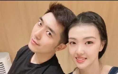 张常宁"缺席"cba全明星周末!沈梓捷和女友合影,吴冠希示爱