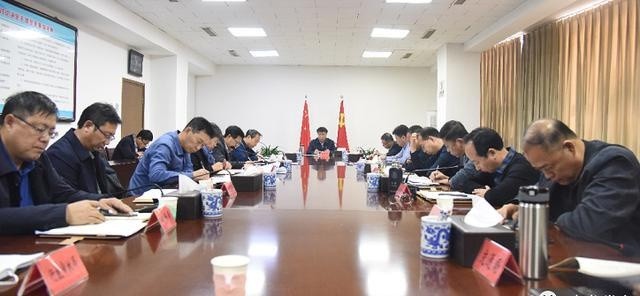 3月22日,秦皇岛市人大常委会副主任,党组成员,卢龙县委书记鞠世闻主持
