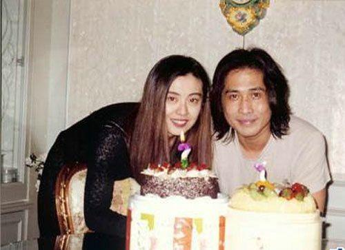 2010年齐秦结婚,相恋15年的王祖贤电询被回复三个字后