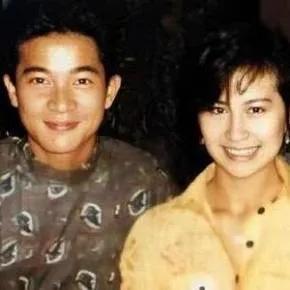 "大家姐"何超琼:与陈百强无缘,和许晋亨结婚17年没有孩子