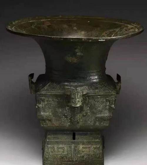四川三星堆出土的多件宝贝 与河南二里头出土文物撞脸