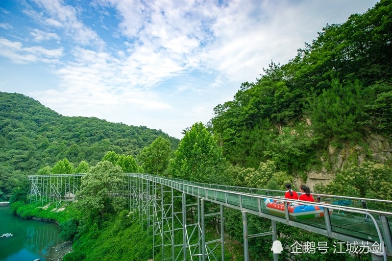 走进武汉木兰天池,去体验高空的刺激——木兰天池玻璃