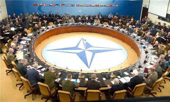 波兰2020年gdp_2012年波兰时装周(3)