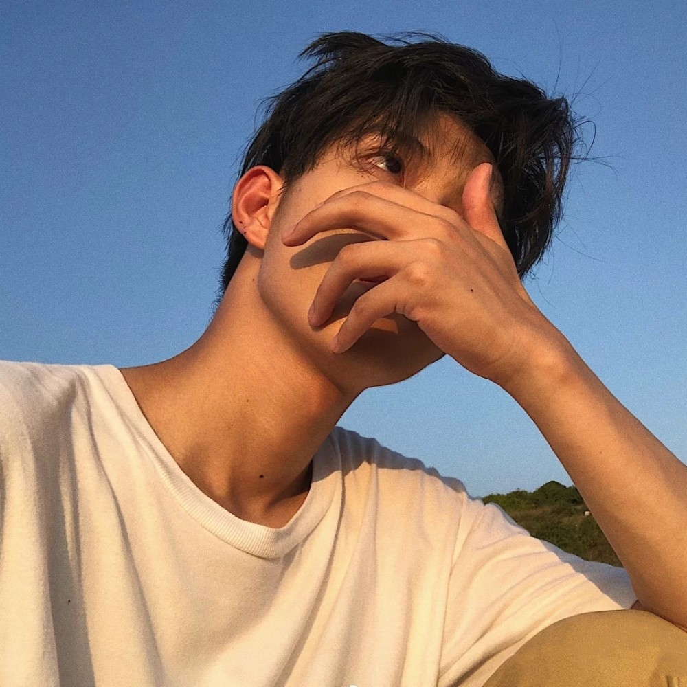 男生头像|"夏日是远道而来的浪漫与热情.