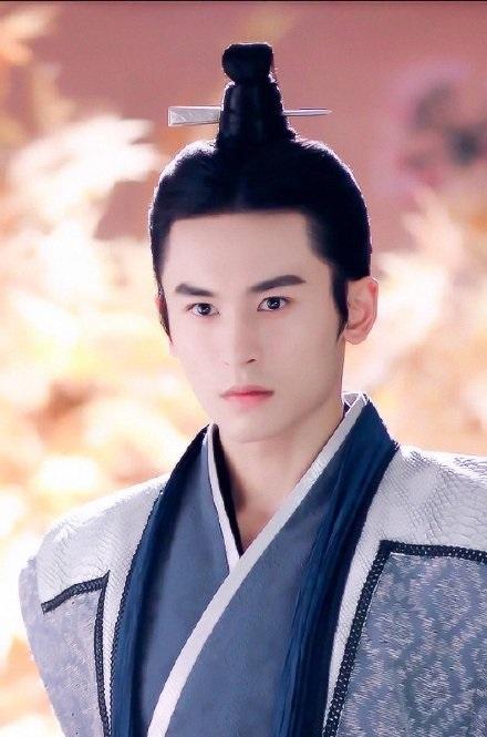 那些长发飘飘的男星古装扮相,谁是你心目中的古装top?