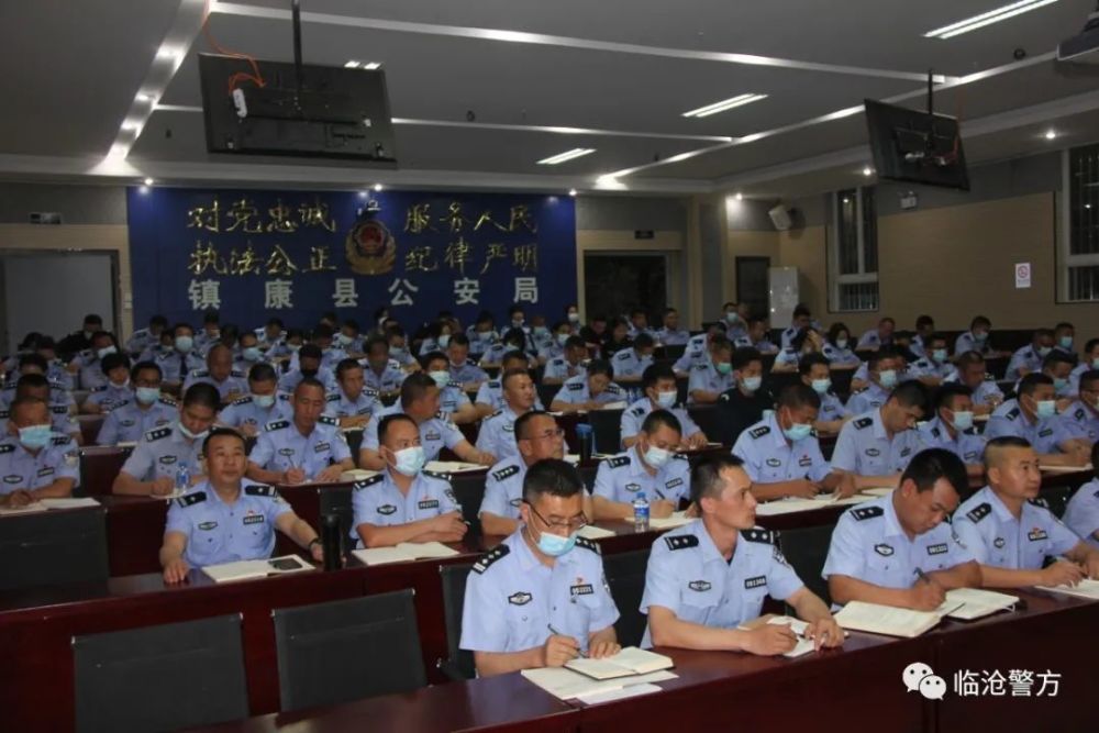 他们这样说: 民警 杨学进 民警 罗茜 镇康县公安局民警李坤这样说:我