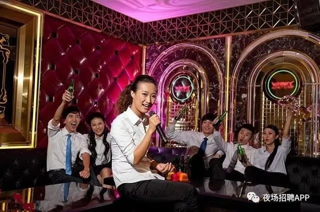 成都ktv佳丽怎么跟客人聊天小费会很高