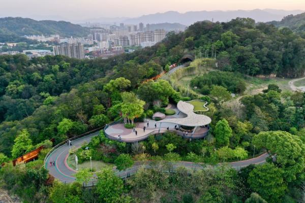 福州逛福山郊野公园赏森林城市美景