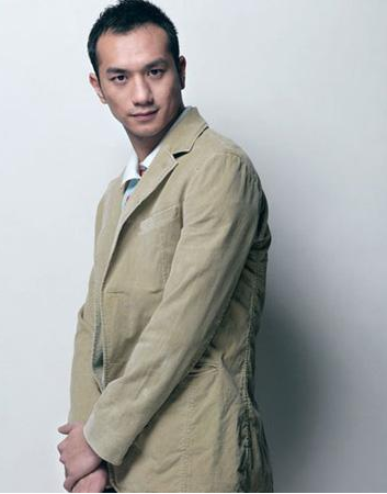 演员黄觉就是一个活脱脱的例子.