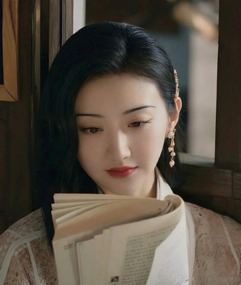 壁纸司藤景甜仙气十足绝美壁纸
