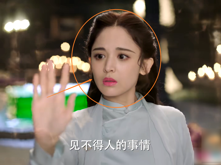 《十二谭》官宣定档,古力娜扎复古扮相太吸睛,仿若民国大小姐