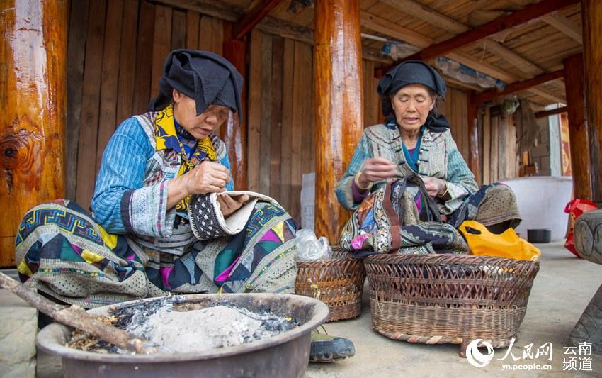 董干镇人口多少_尧姓在全国有多少人口(2)