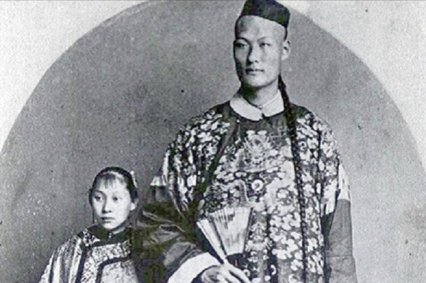 清朝巨人詹世钗:身高达3米,娶英国妻子生3子,后代现状