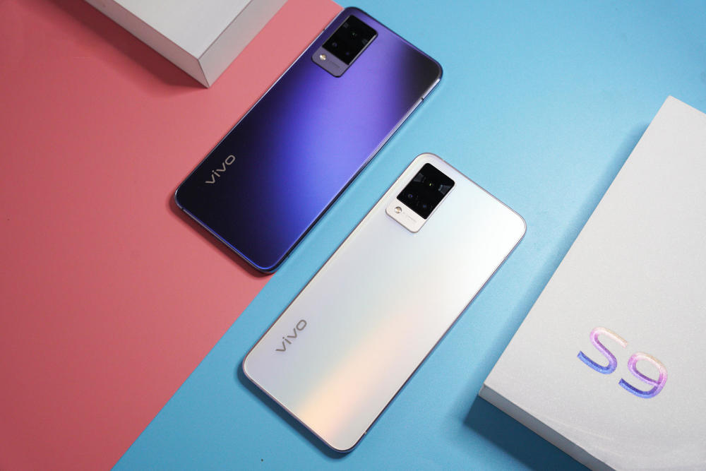 手机前面板放两颗补光灯为自拍增色多少?vivo s9样张解析