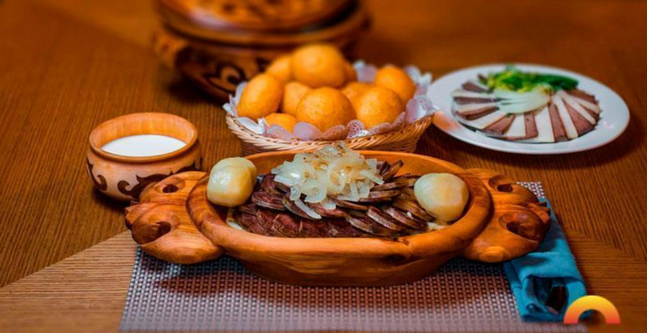 令人垂涎欲滴的四种哈萨克斯坦美食,你都吃过哪些?