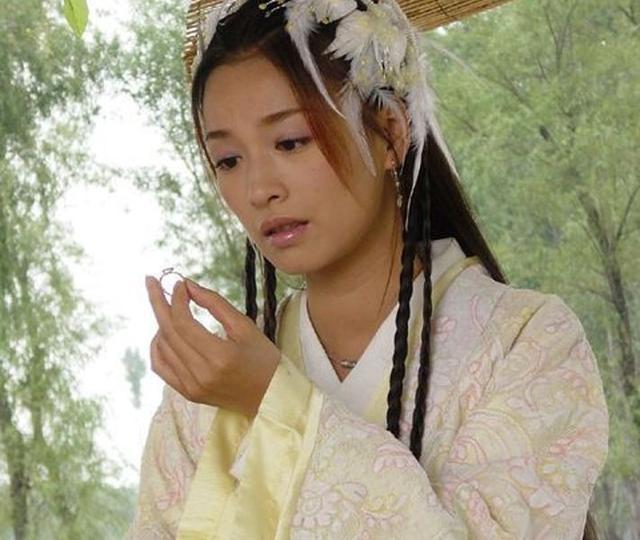 之后,张庭拍摄了多部让大家耳熟能详的电视剧,塑造了多个经典的角色.