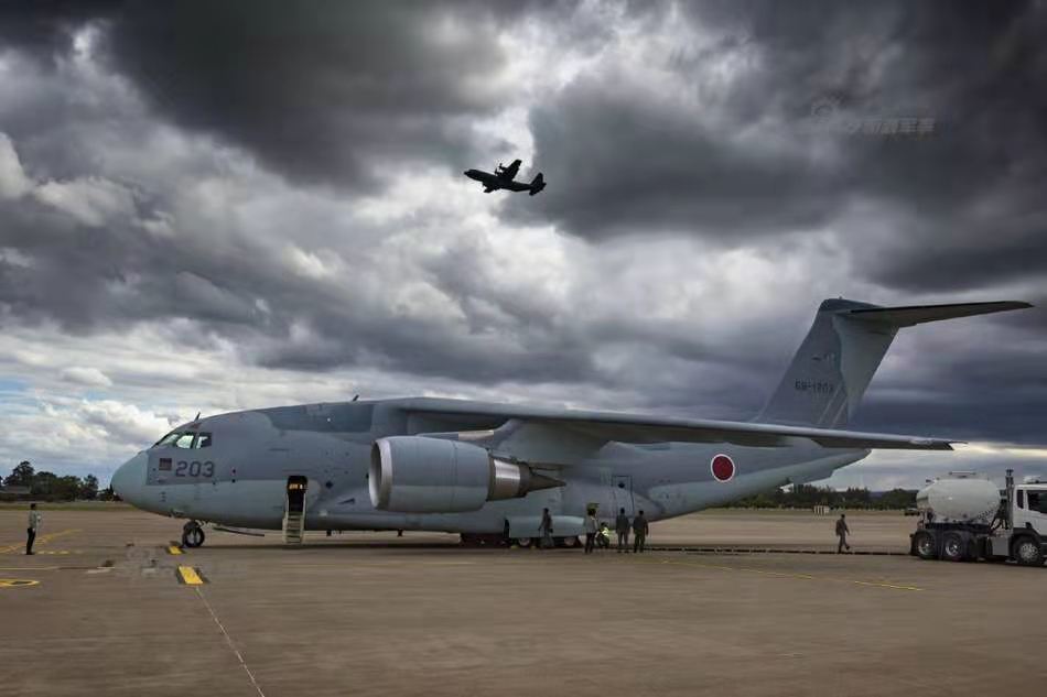 航空装备之c-2运输机