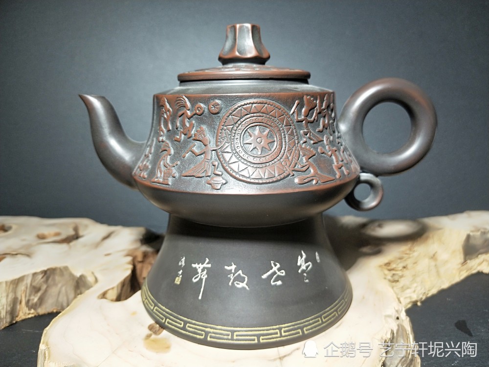 广西铜鼓文化壮乡同韵钦州坭兴陶作品非常有特点特色古铜古色经典