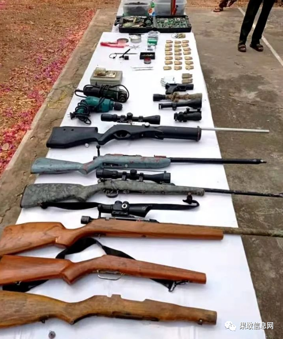 缅甸两名男子在家中开"兵工厂",警方缴获大量枪支弹药